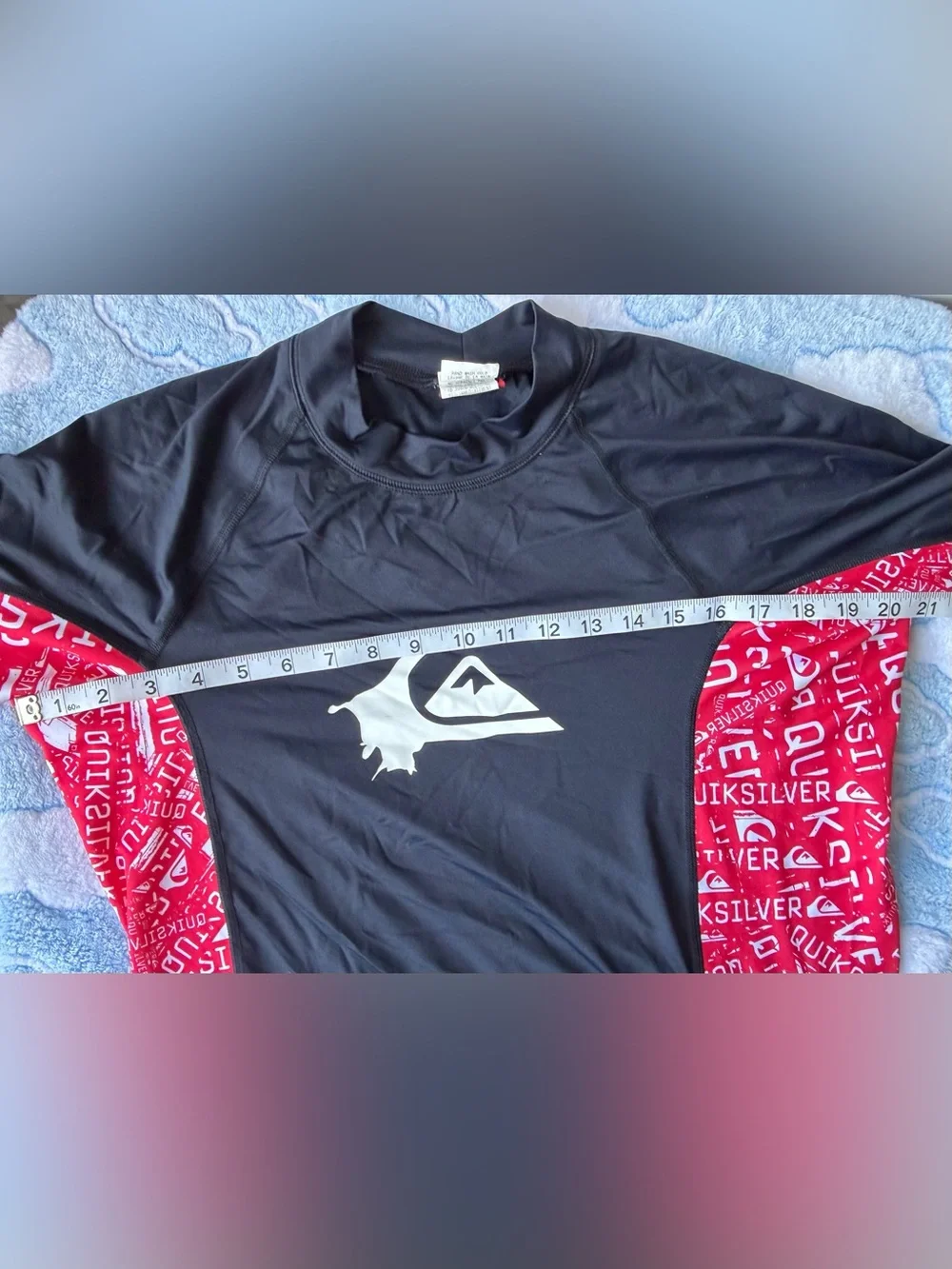 Quiksilver Men's Short Sleeve Rash Guard Swim Shirt XXL
